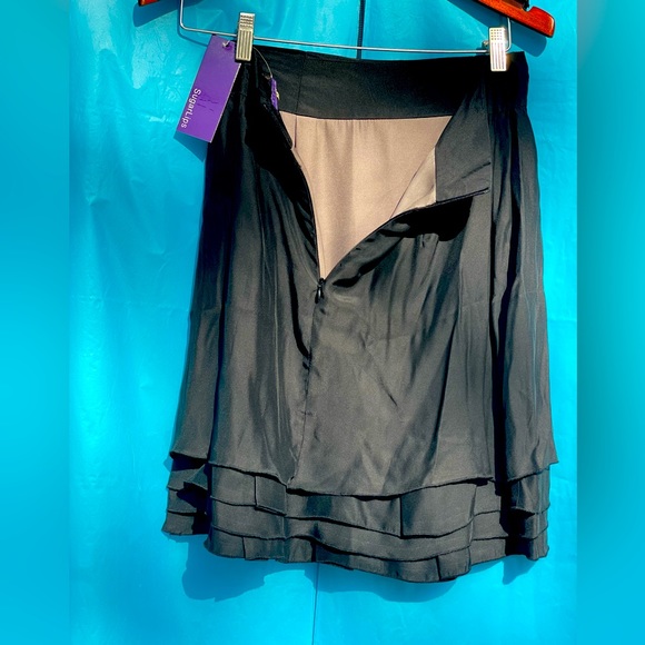 BLACK SILK SKIRT SIZE SMALL by sugar lips - Picture 7 of 10